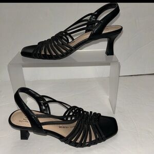 Impo Flex Women’s Black Strappy Slingback Heels Size 8M Foam Dress Sandals